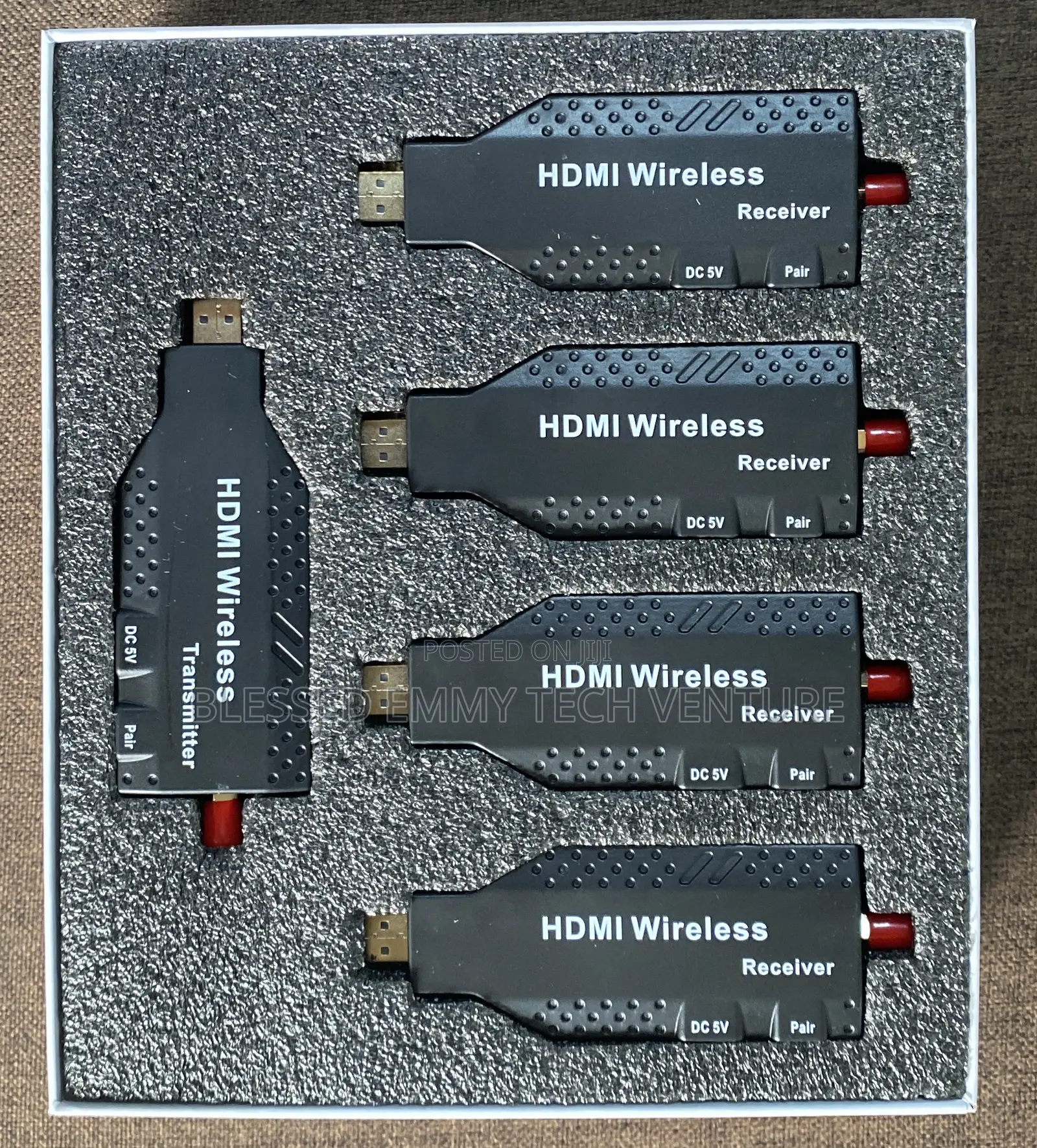 Wireless HDMI Transmitter and Receiver Kit 1 to 4