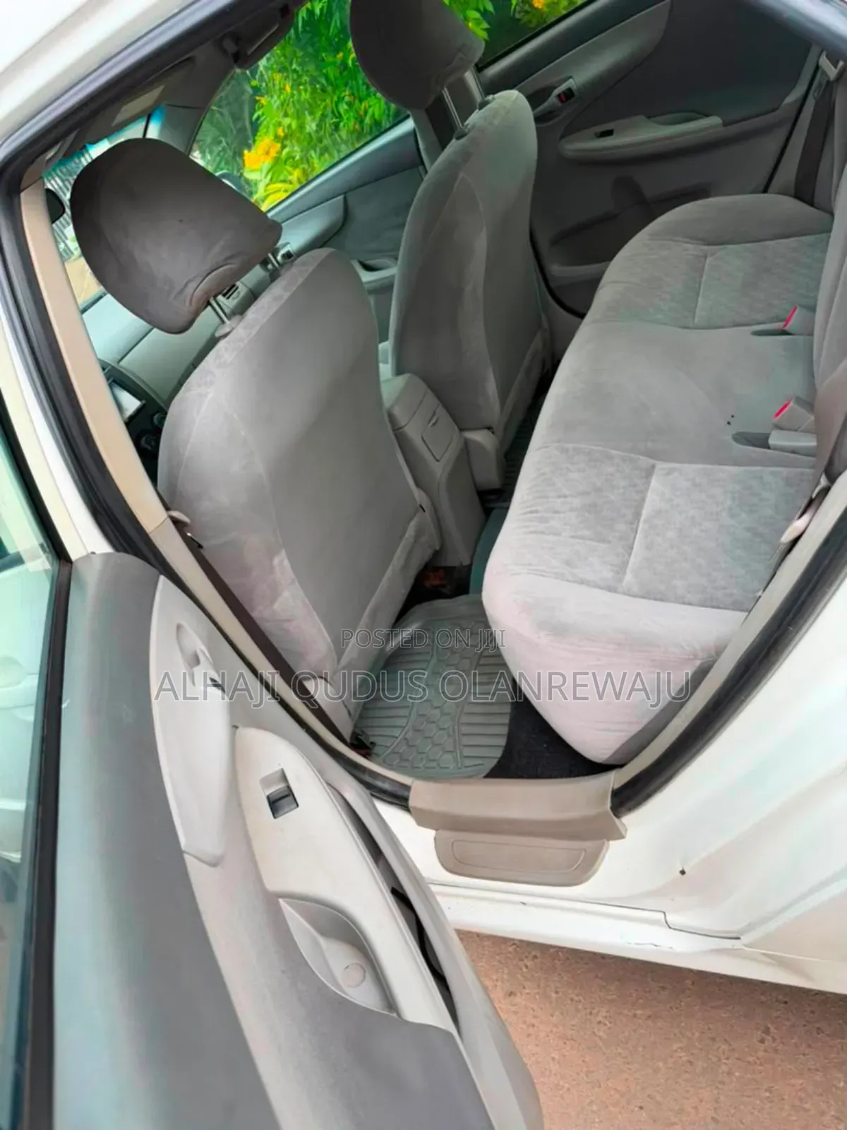 Toyota Corolla LE 4dr Sedan (1.8L 4cyl 4A) 2010 White