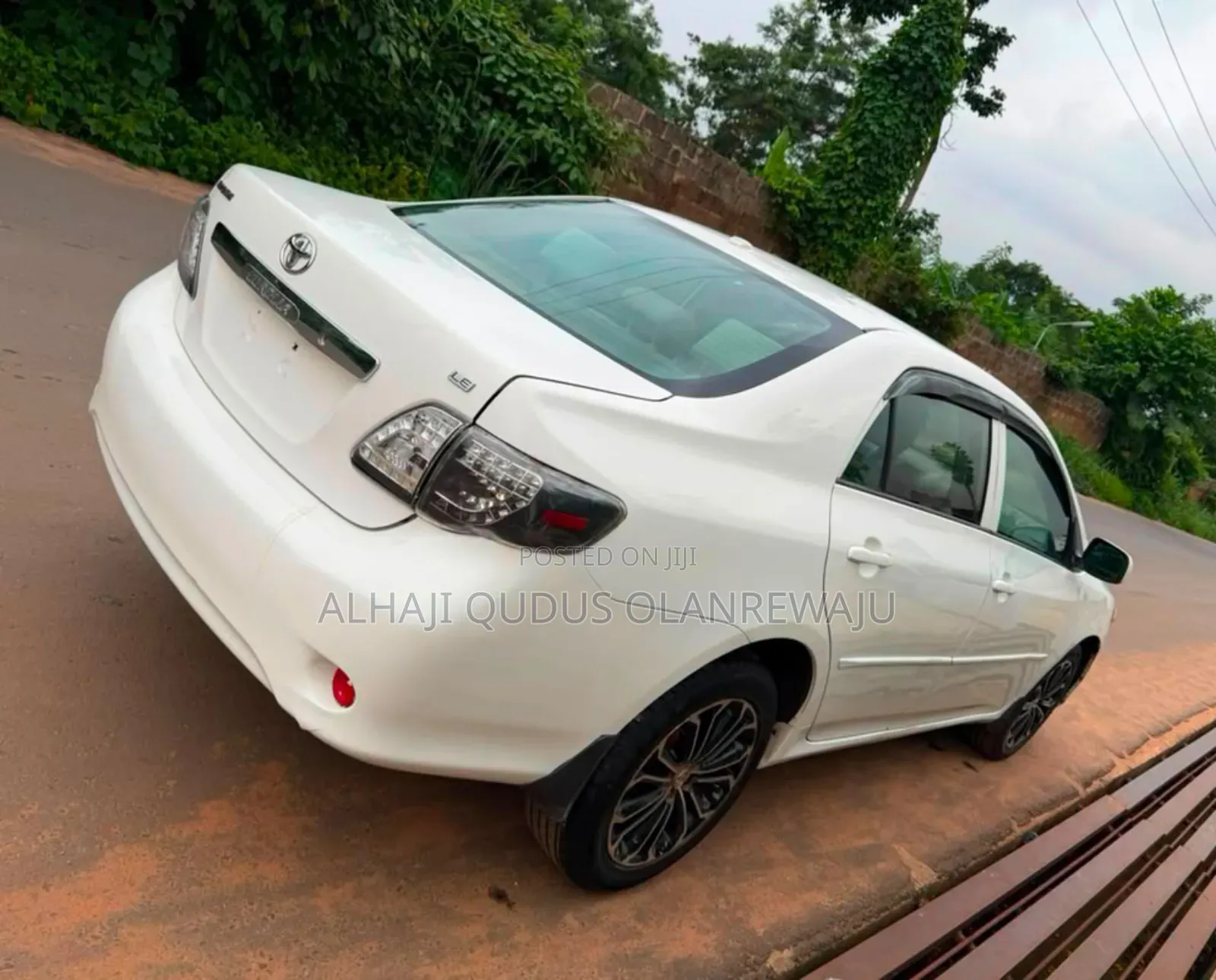 Toyota Corolla LE 4dr Sedan (1.8L 4cyl 4A) 2010 White