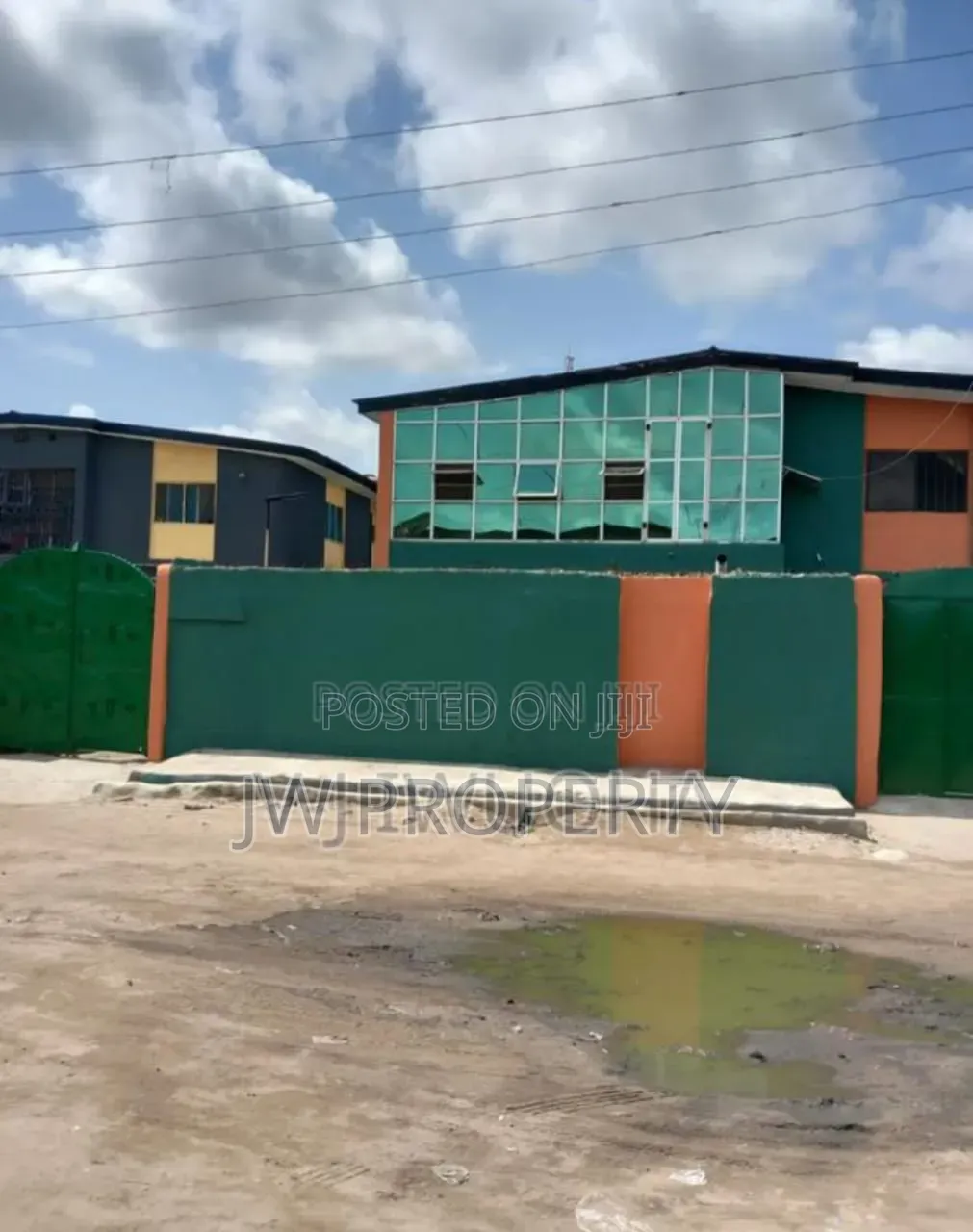 14bdrm Block of Flats in White House, Okokomaiko for sale