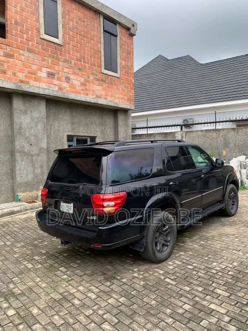Toyota Sequoia 2003 Black