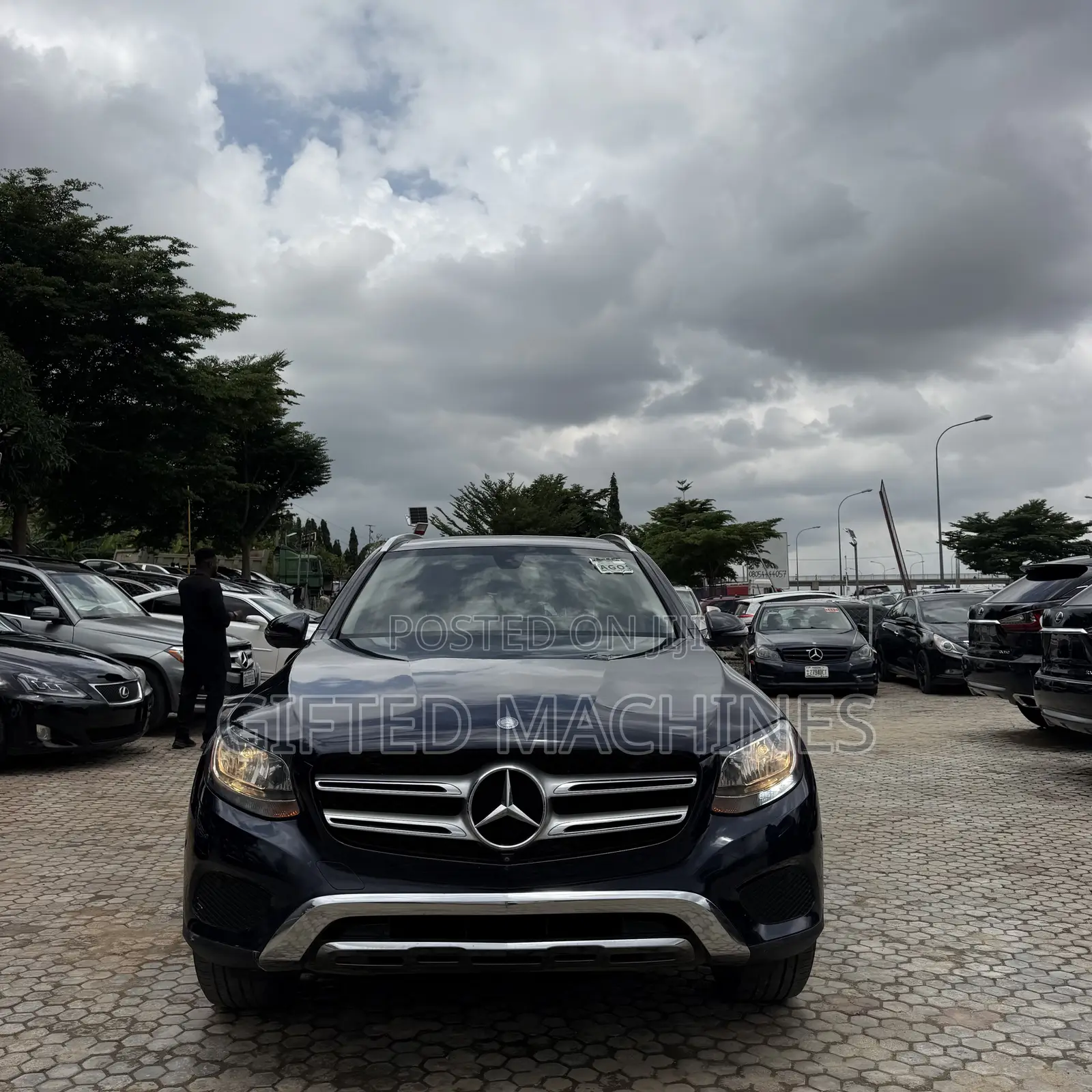 Mercedes-Benz GLC-Class 2016 Blue