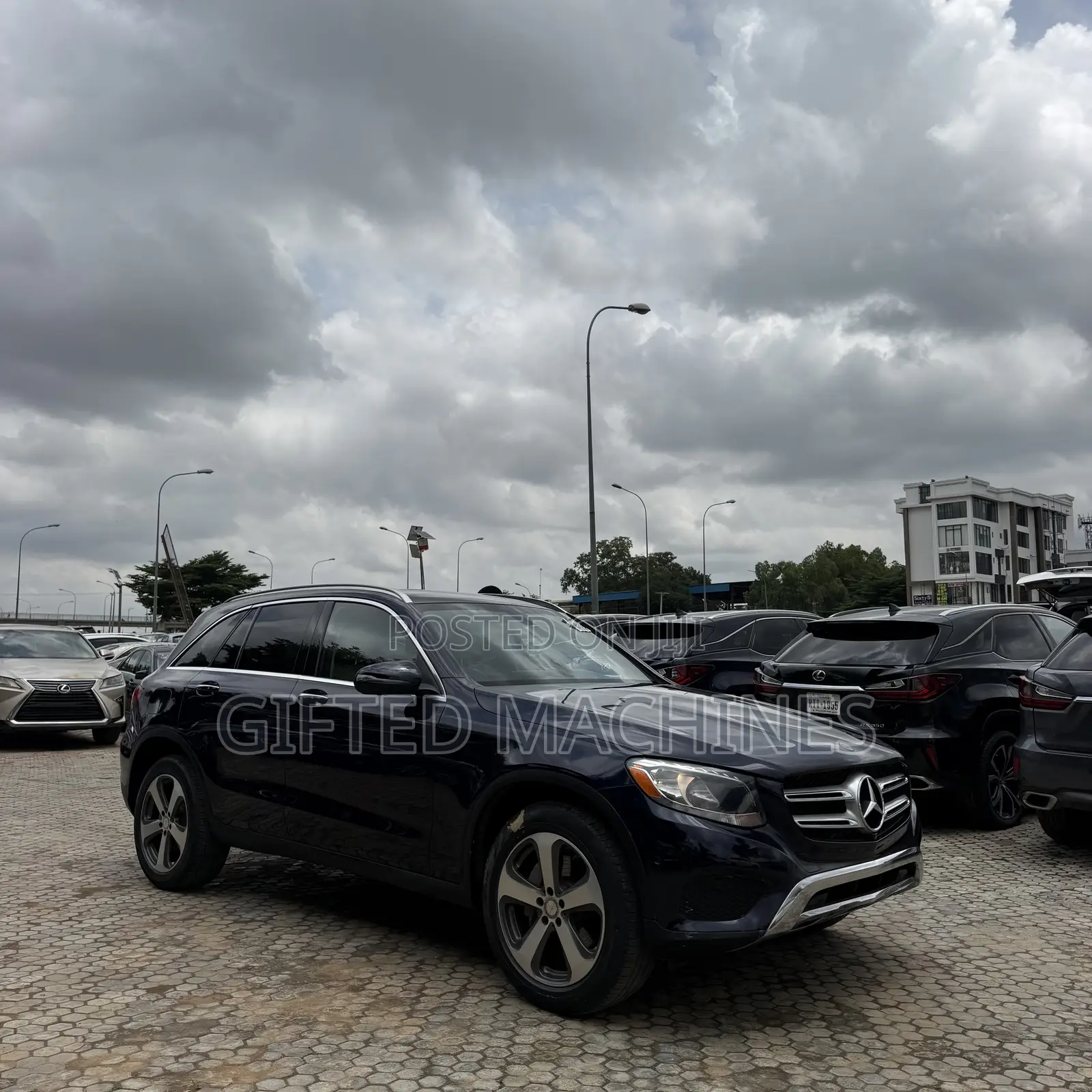 Mercedes-Benz GLC-Class 2016 Blue