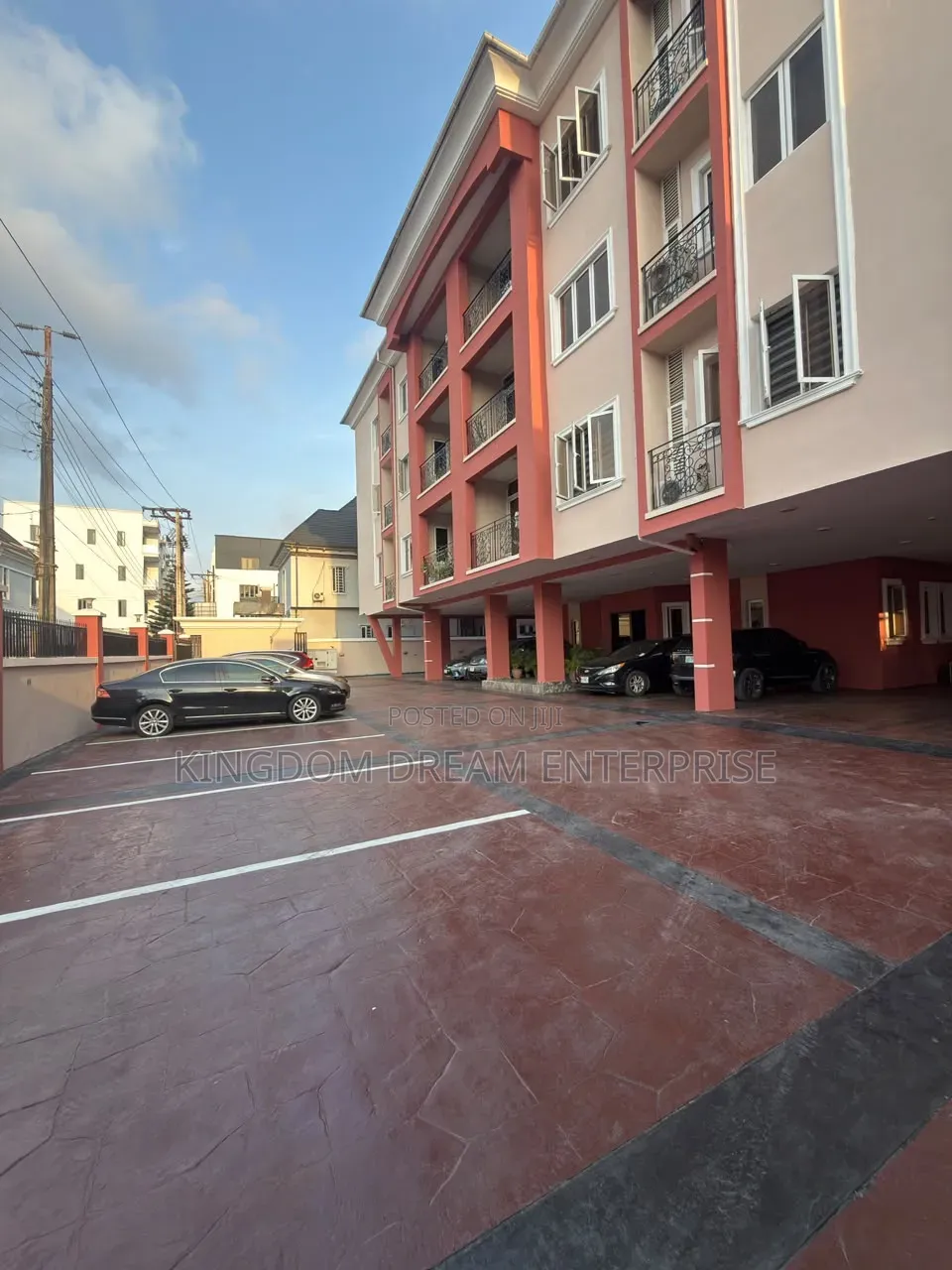 2bdrm Apartment in Chevron Drive Lekki for rent