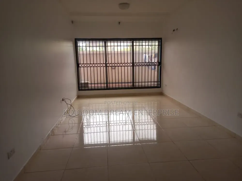 2bdrm Apartment in Chevron Drive Lekki for rent