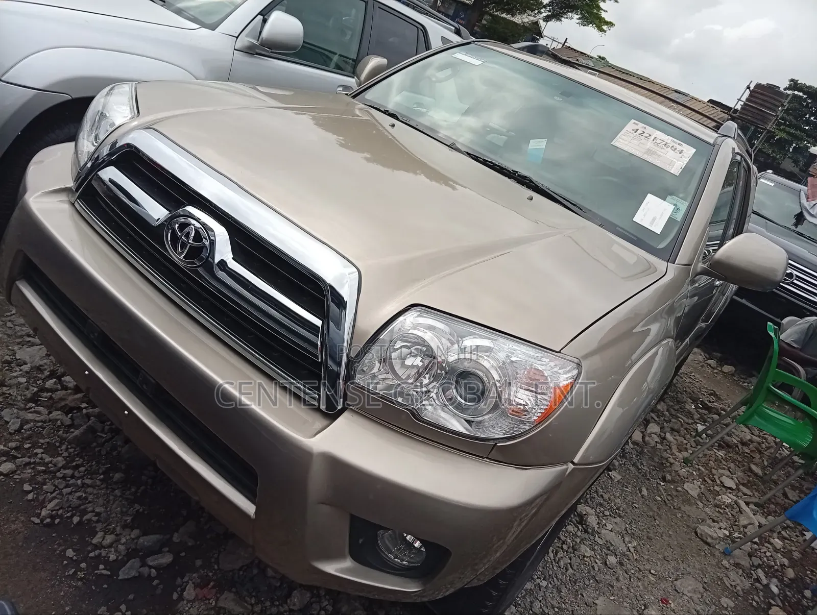 Toyota 4-Runner 2005 Gold