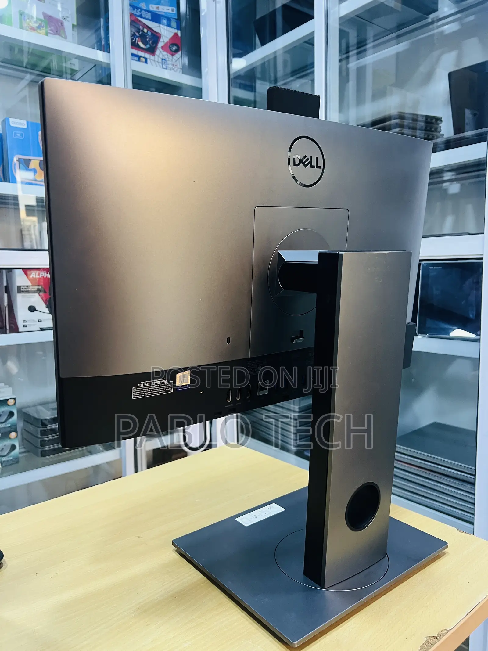 New Desktop Computer Dell OptiPlex 7460 8GB Intel Core i5 SSD 256GB