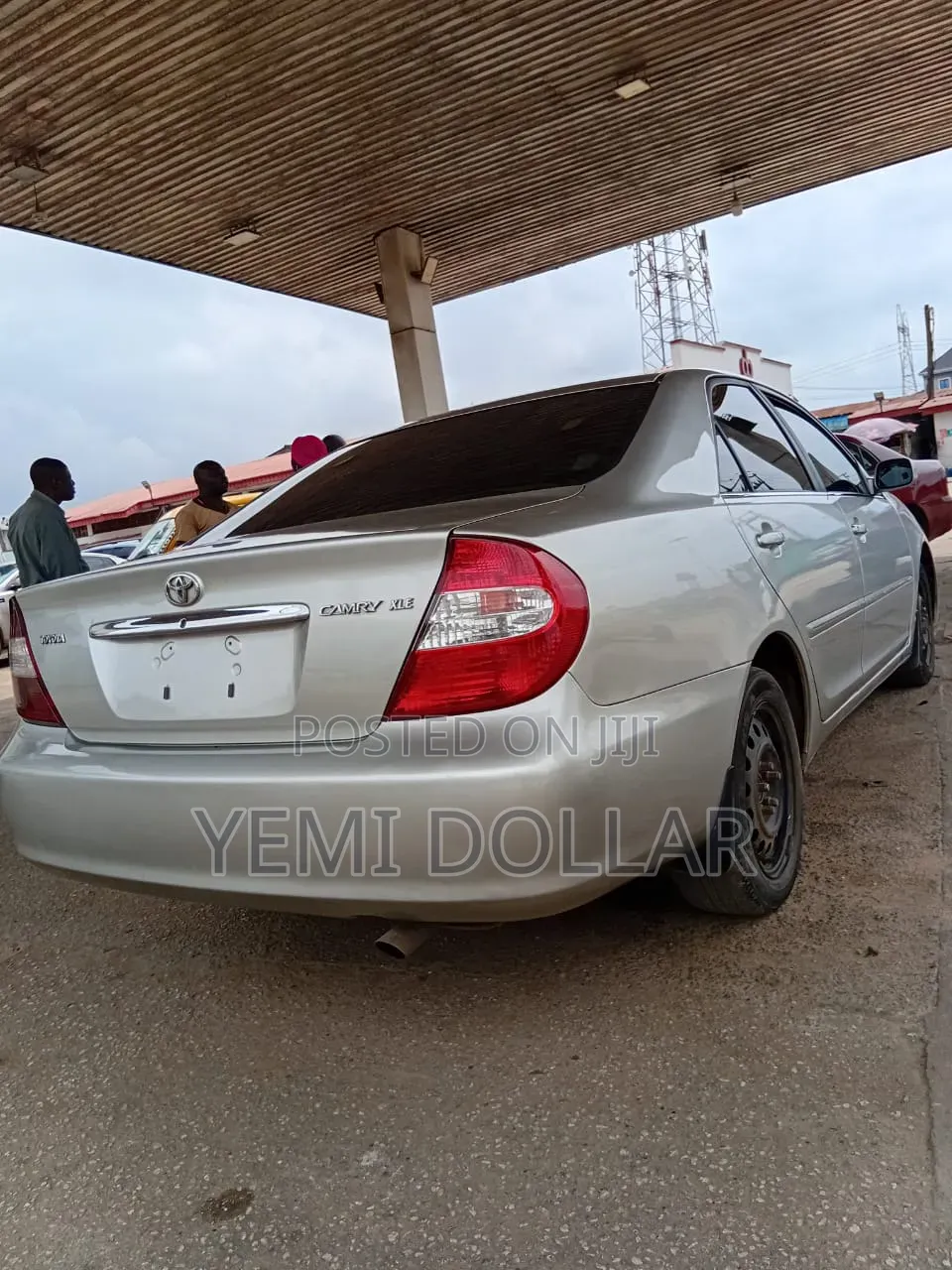 Toyota Camry XLE 4dr Sedan (2.4L 4cyl 4A) 2003 Silver