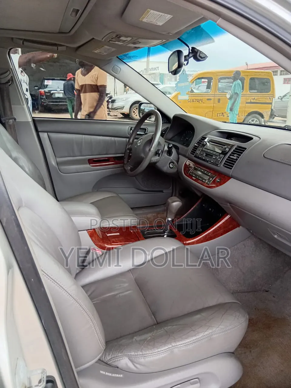 Toyota Camry XLE 4dr Sedan (2.4L 4cyl 4A) 2003 Silver
