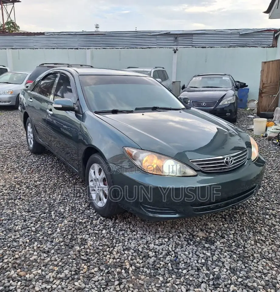 Toyota Camry XLE 4dr Sedan (2.4L 4cyl 5A) 2005 Green