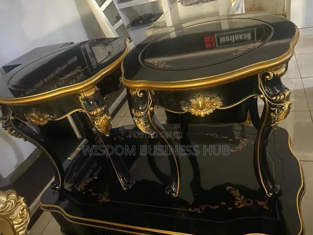 Classic Mahogany Nesting Center Table Set