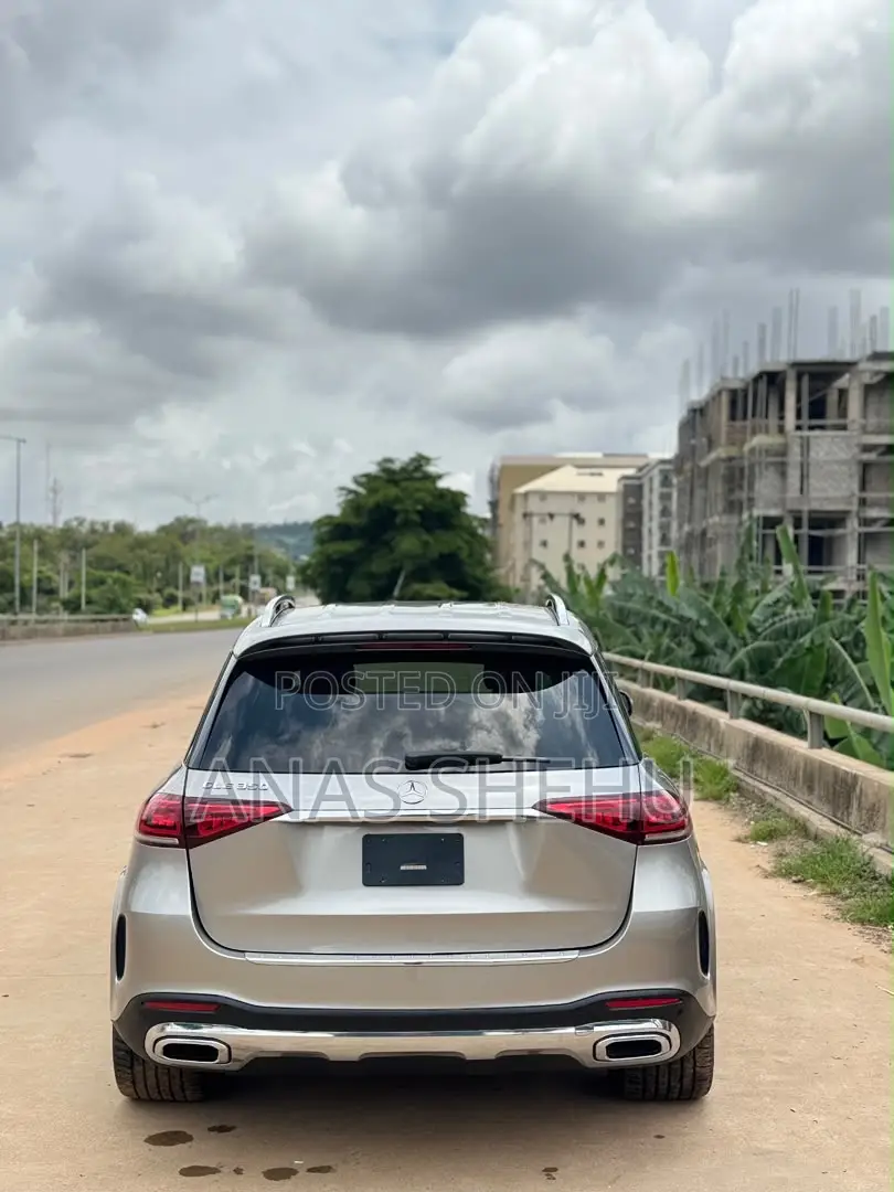 Mercedes-Benz GLE-Class GLE 350 4MATIC 2021 Gold