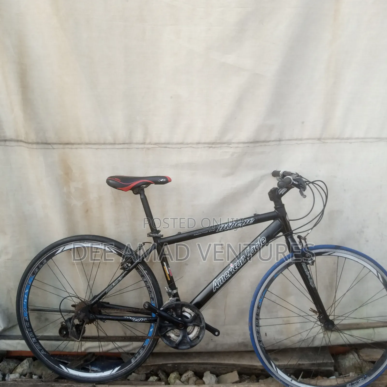 American Fade Adult Road Bike 700c Shimano Gears