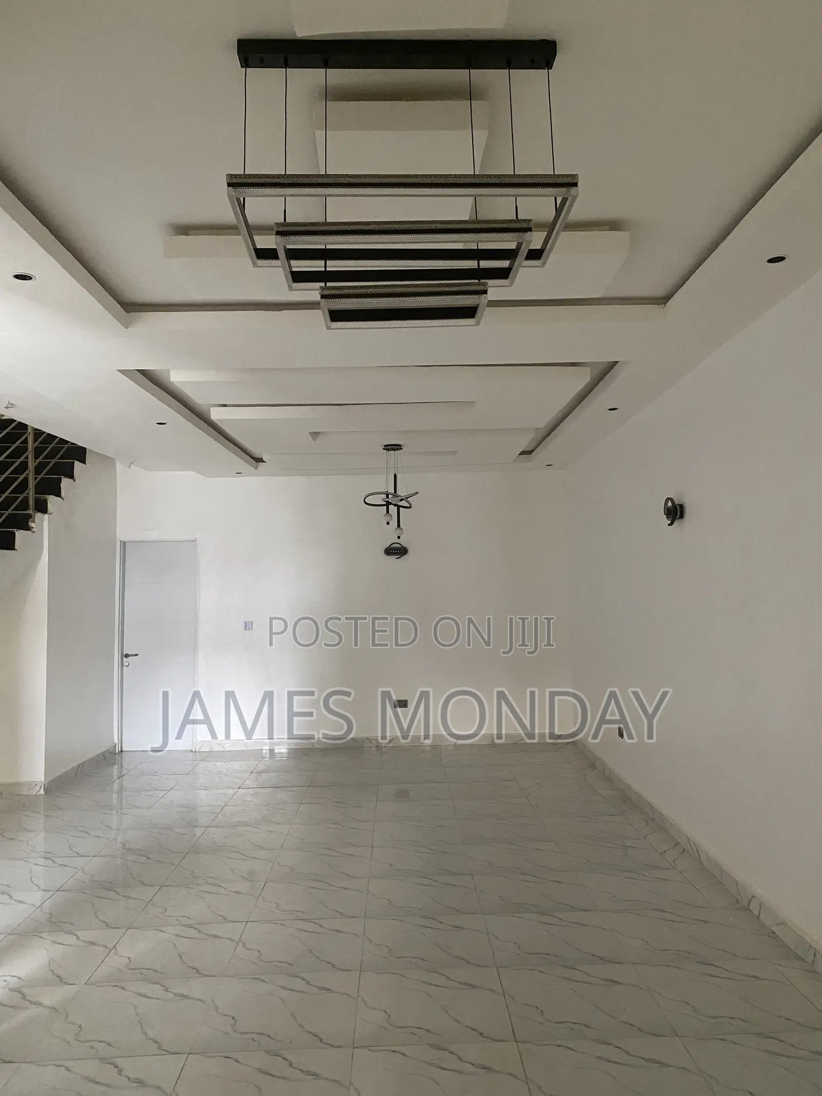 4bdrm Townhouse / Terrace in Estate Craft Ng, Guzape District for rent