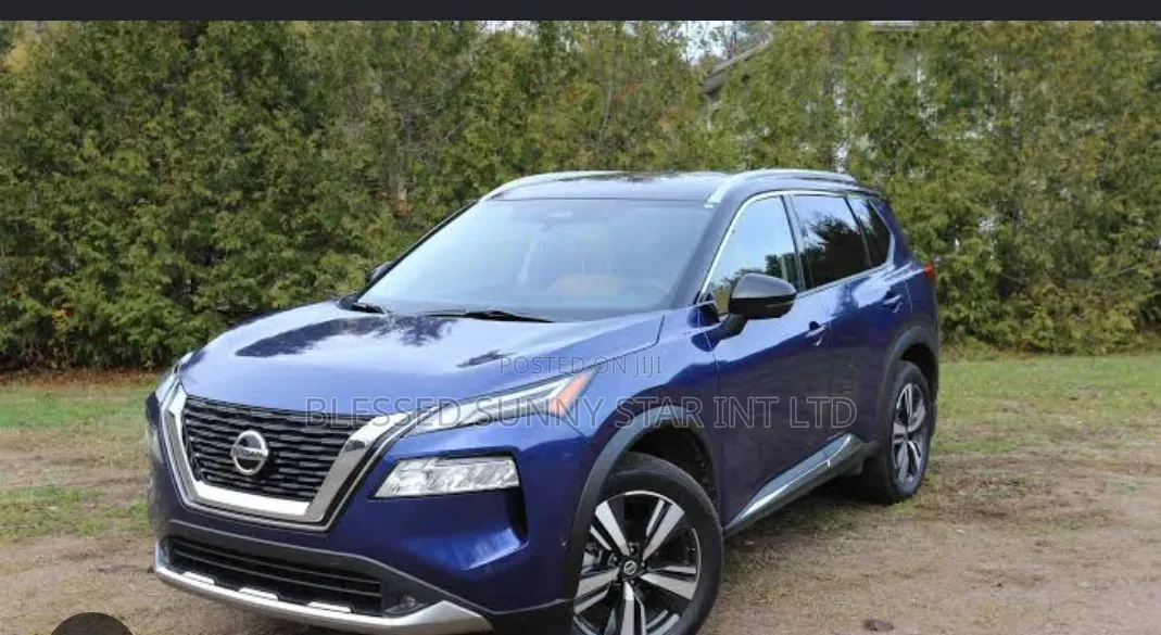 Front Grille Nissan Xtrail or Rouge