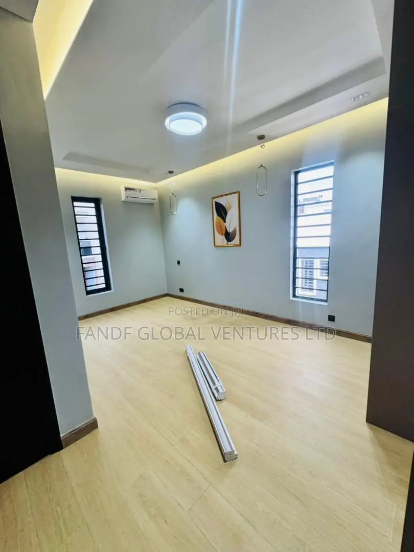 4bdrm Duplex in Opebi for sale