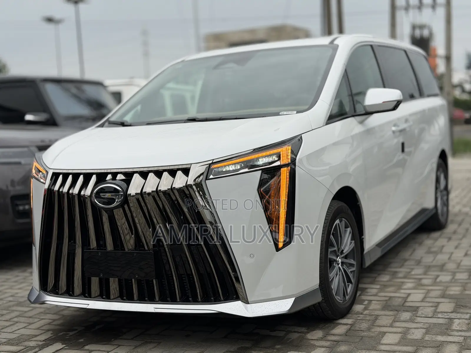 New GAC GM8 2025 White