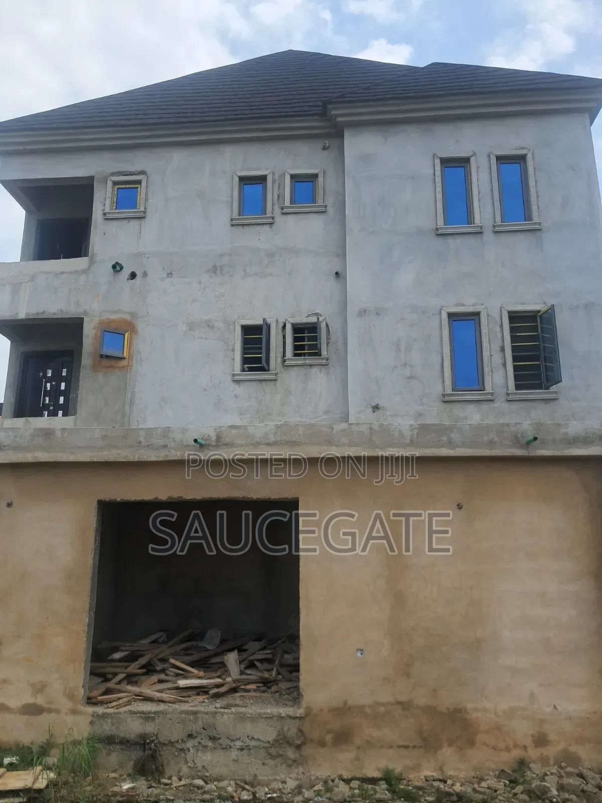 2bdrm Apartment in Off Chevron Estate, Satellite Town for rent