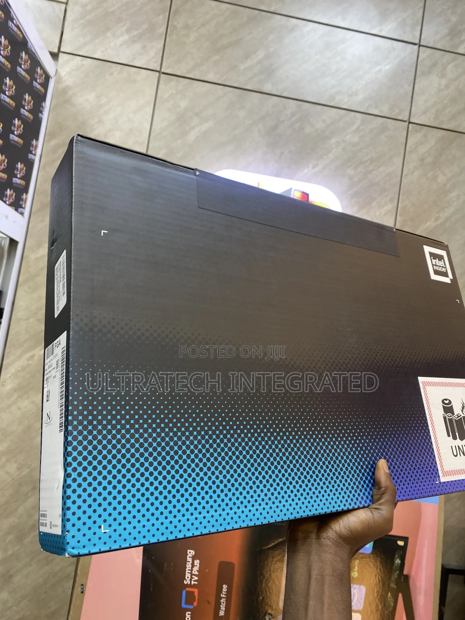 New Laptop Alienware 16 Aurora 16GB Intel Core 7 SSD 1T