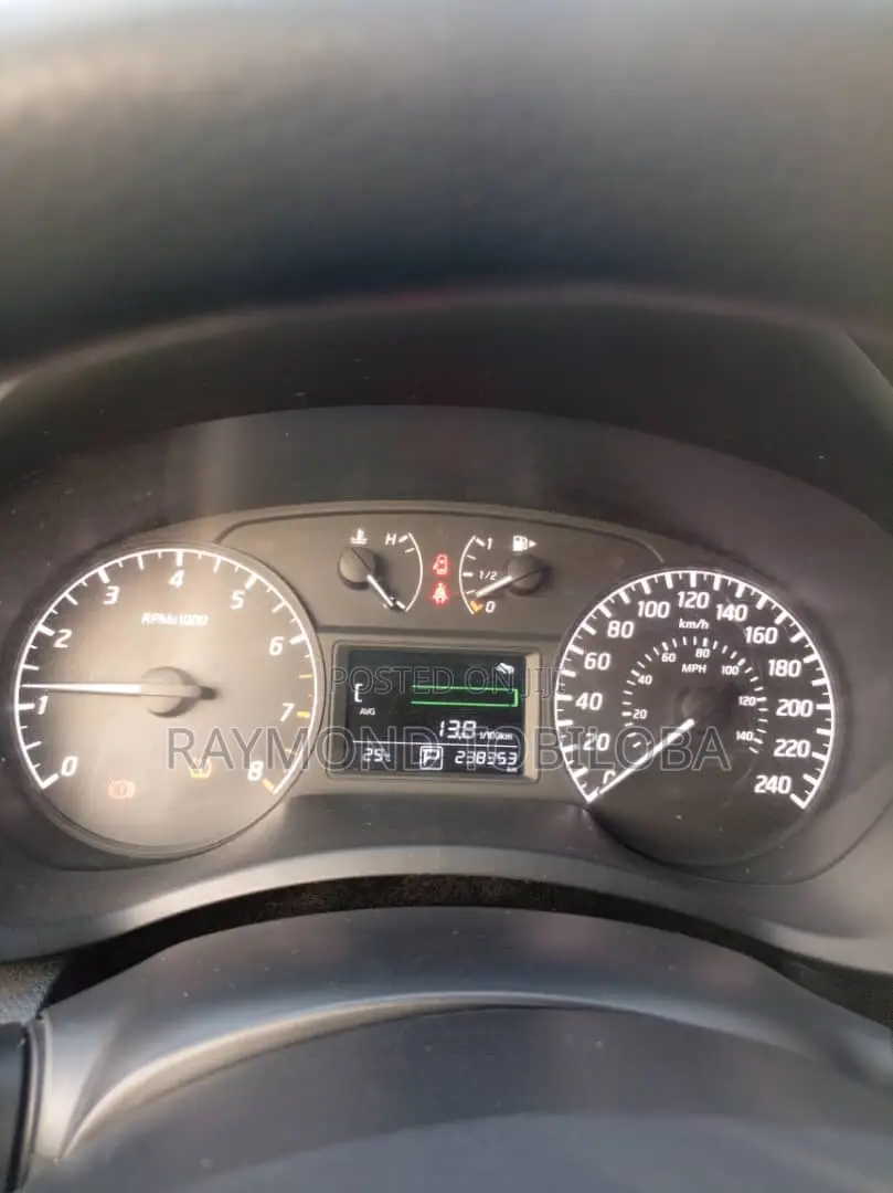 Nissan Sentra S 2016 White