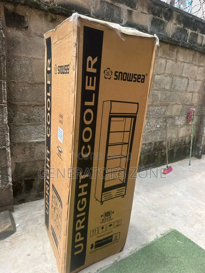 Snowsea LC-500W 500L Upright Showcase Chiller