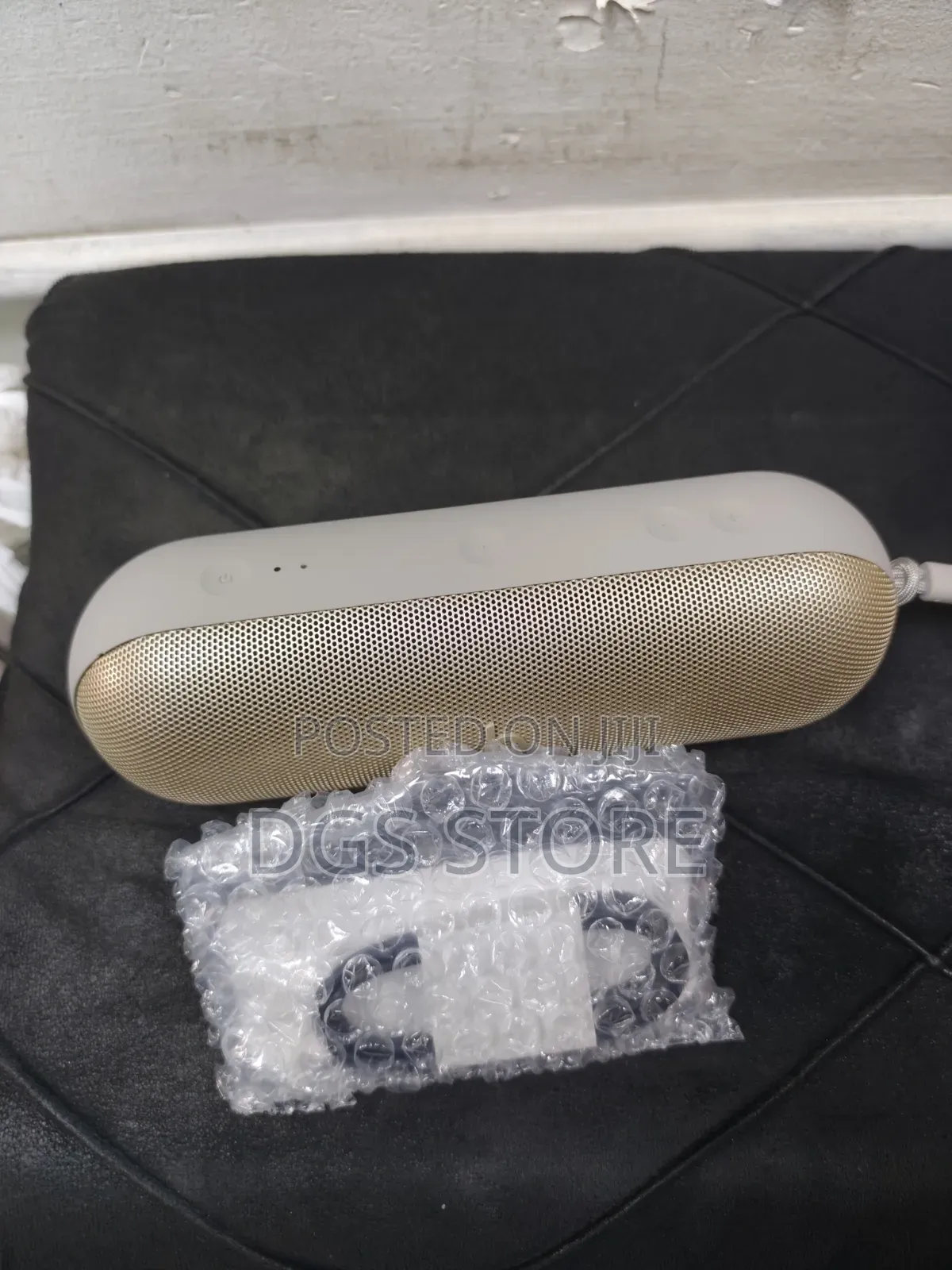 Used Apple Beats Pill Bluetooth Speaker