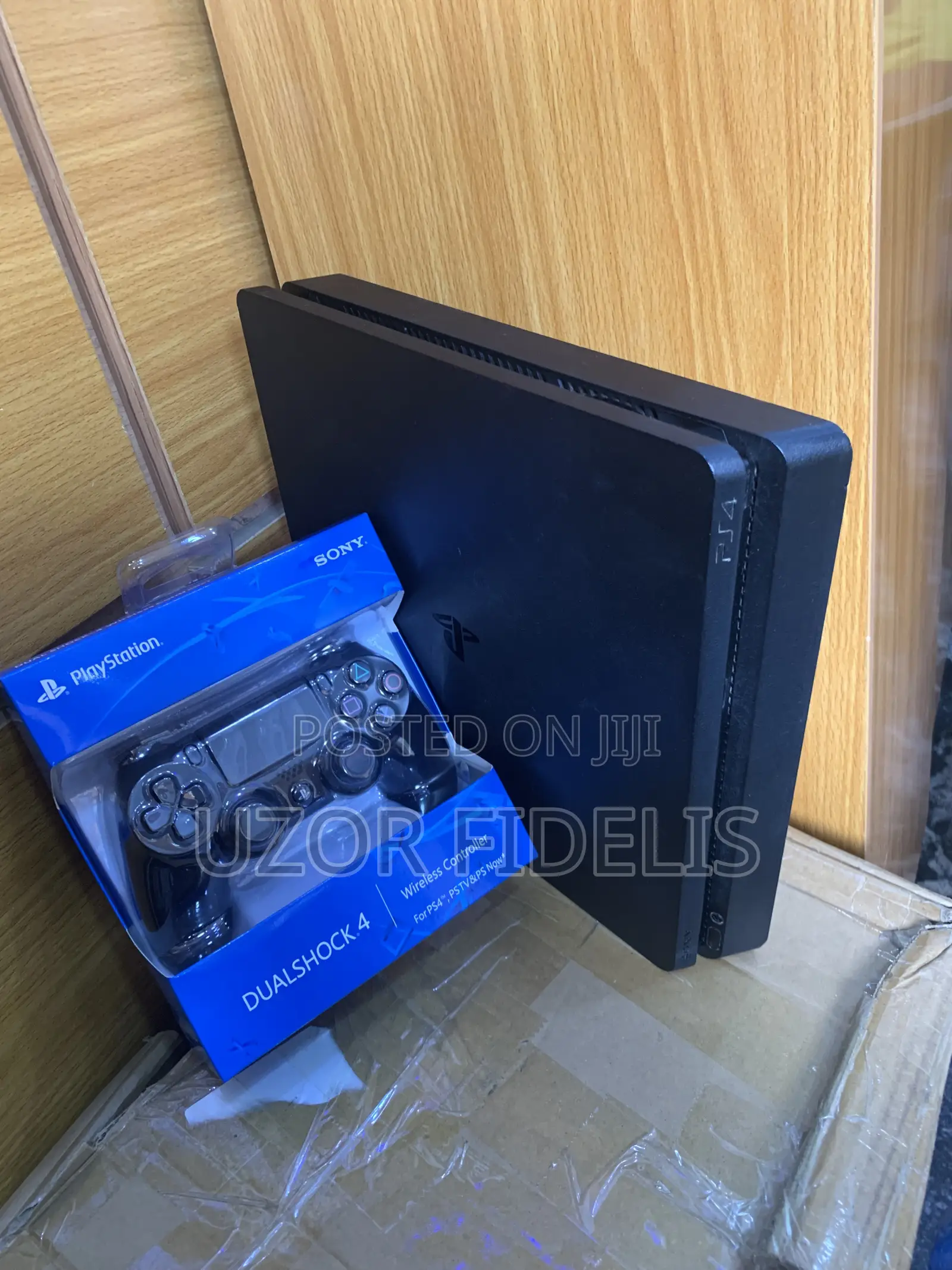 PlayStation 4 Slim