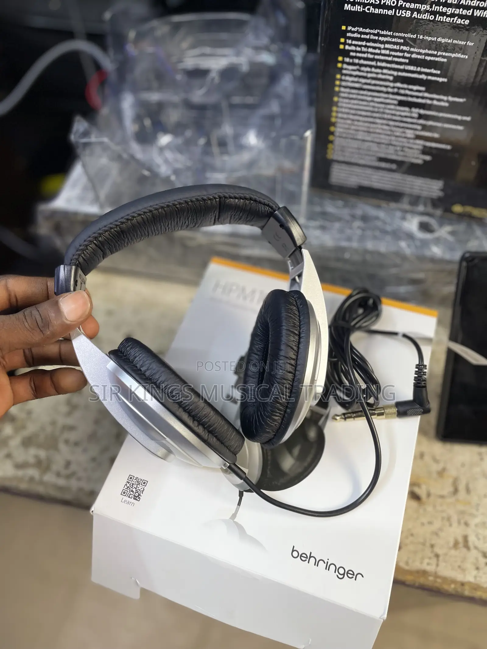 Behringer HPM1000 Pure Sound Headphone