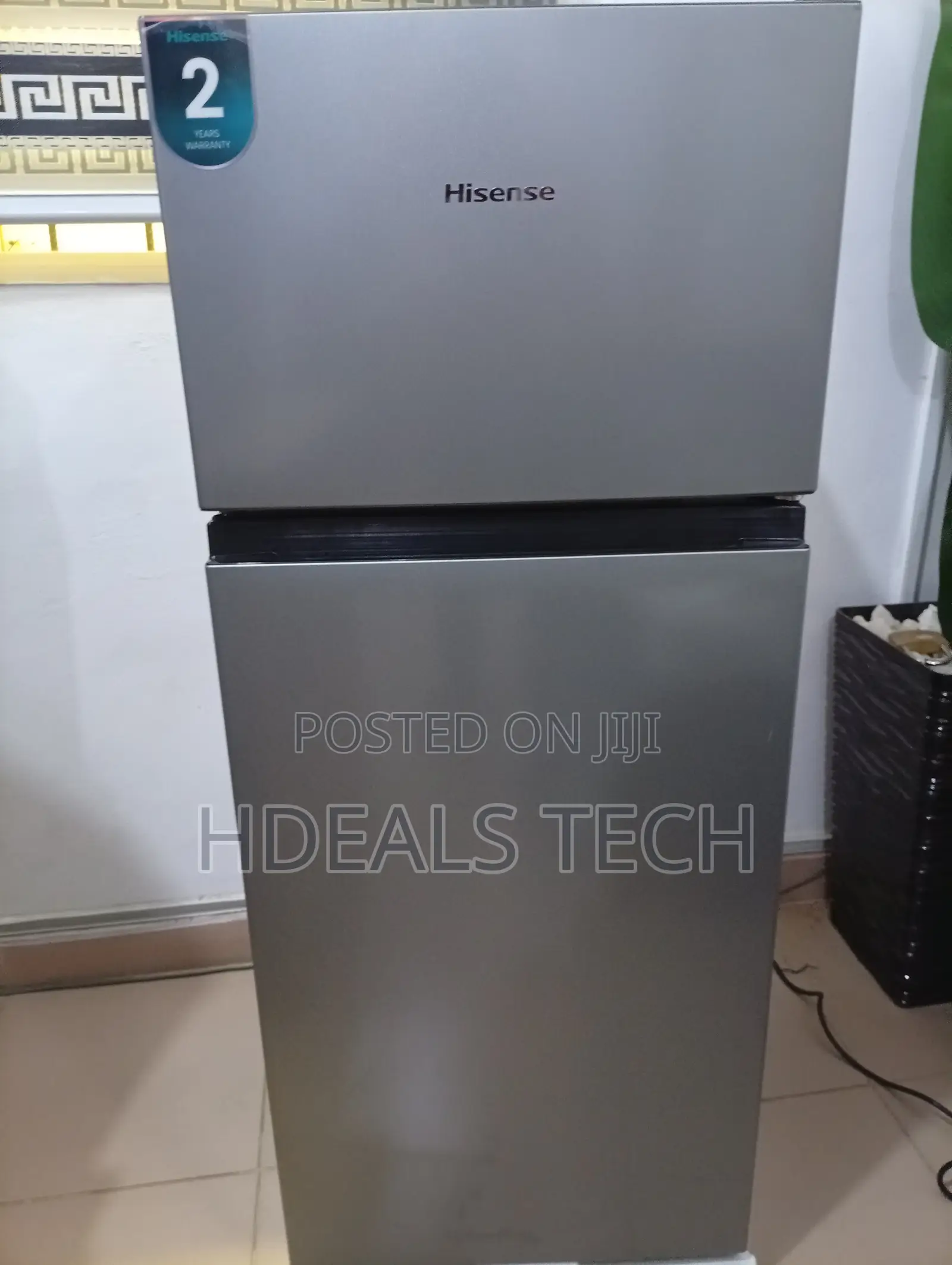 Hisense Double Door Refrigerator Ref 172dr - 124L