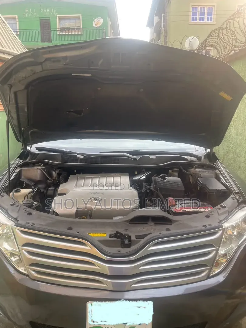 Toyota Venza 2011 Gray