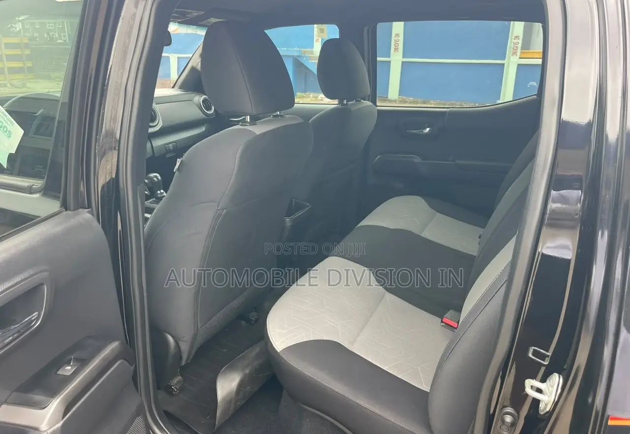 Toyota Tacoma Limited Double Cab 5' Bed V6 AT 2023 Green