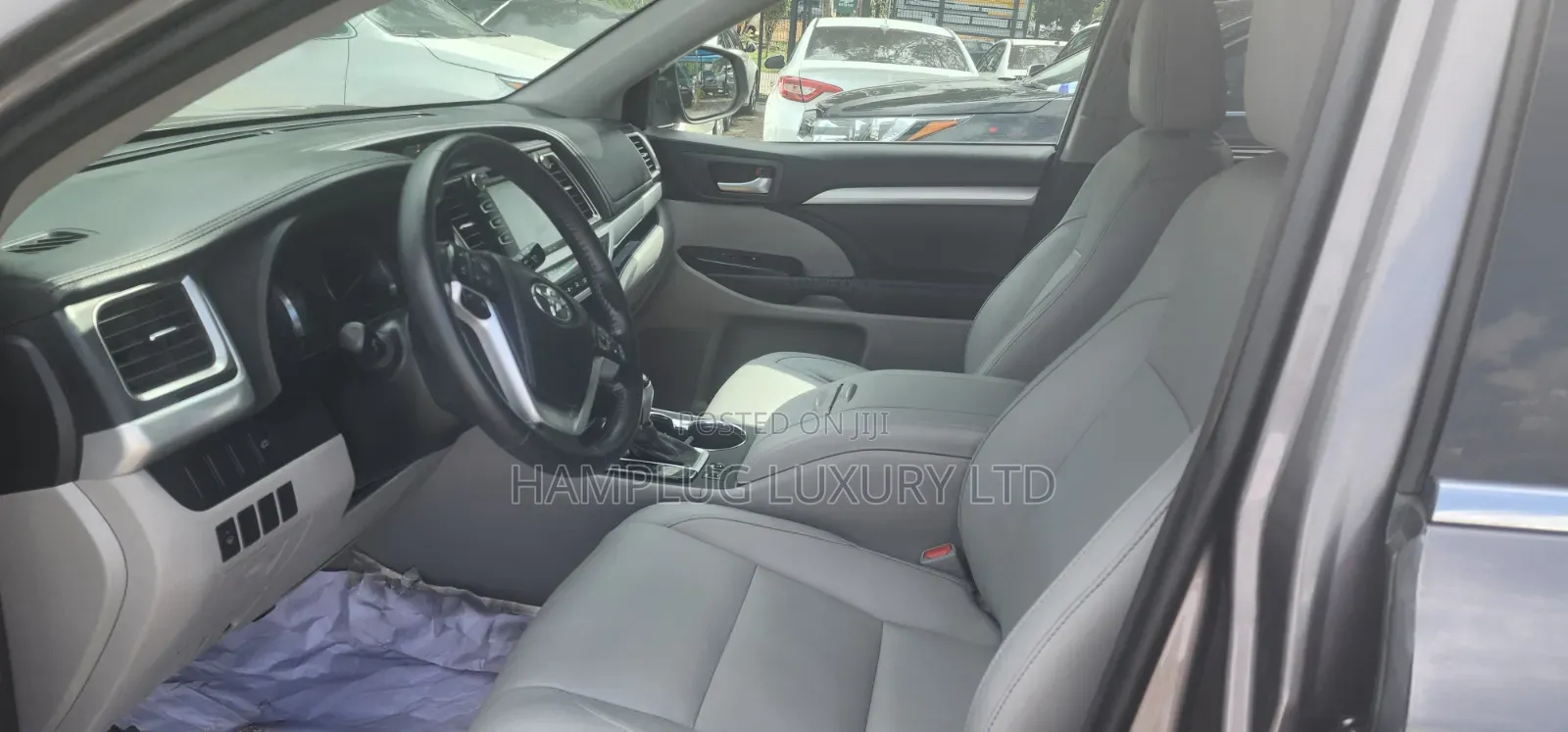 Toyota Highlander 2018 Gray