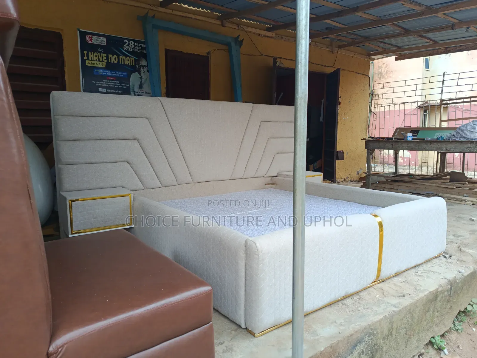 Bed  6*6b Bed  Lovely 