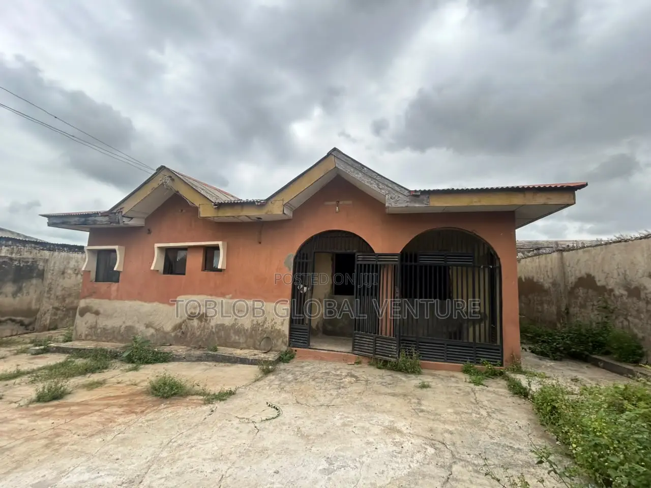 3bdrm Bungalow in Akala Express for sale