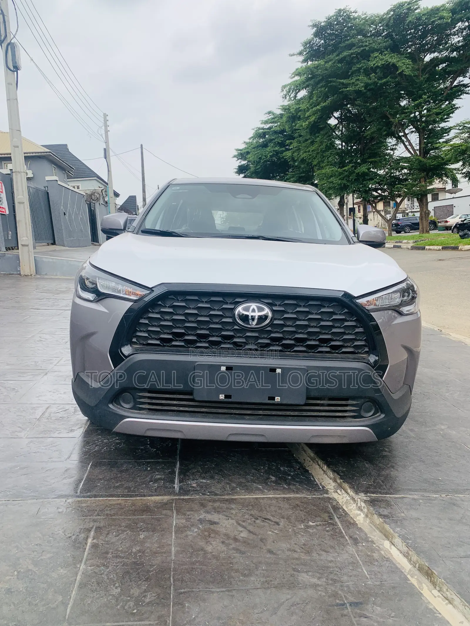 New Toyota Corolla Cross LE 2025 Gray