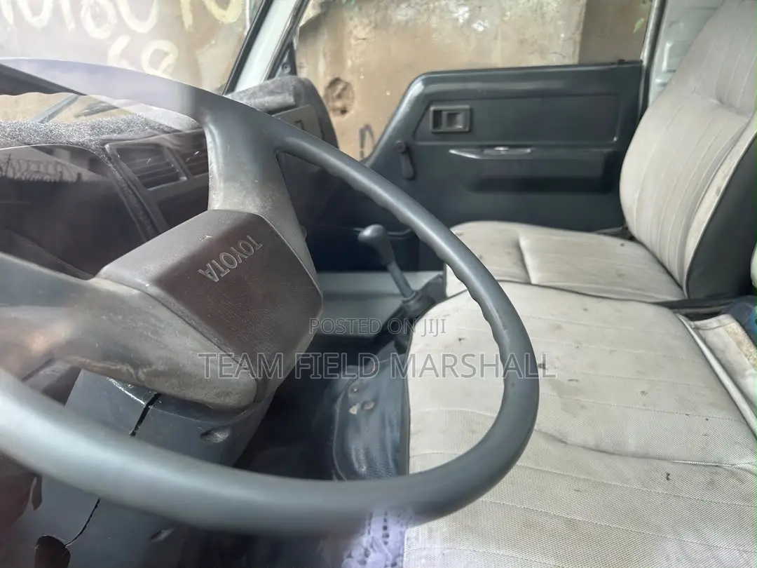 Registered Toyota Dyna Truck (Petrol+manual+accident Free)