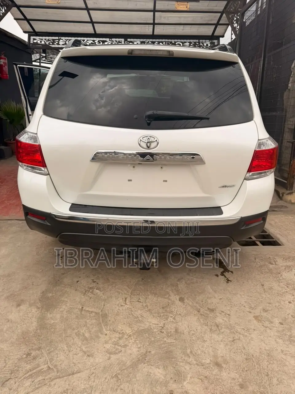 Toyota Highlander Limited 2011 White