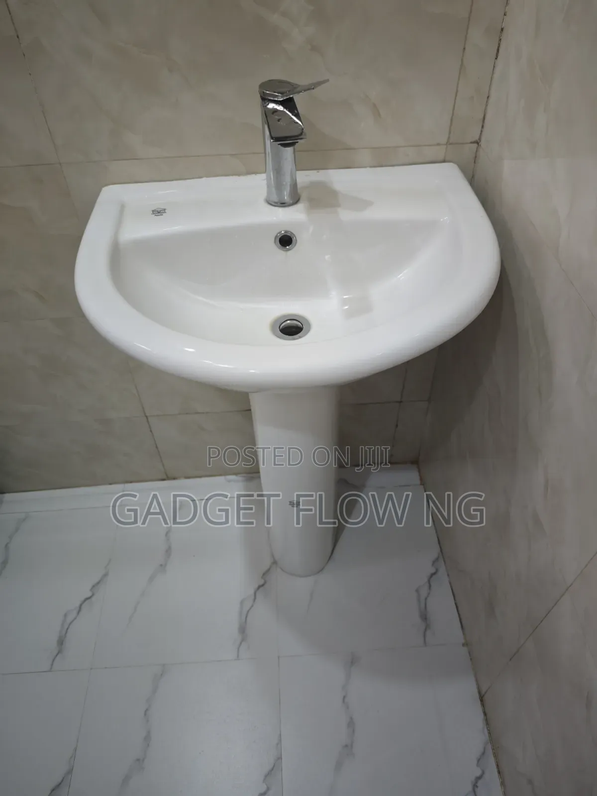 Original Sweet Home and Twyford Pedestal