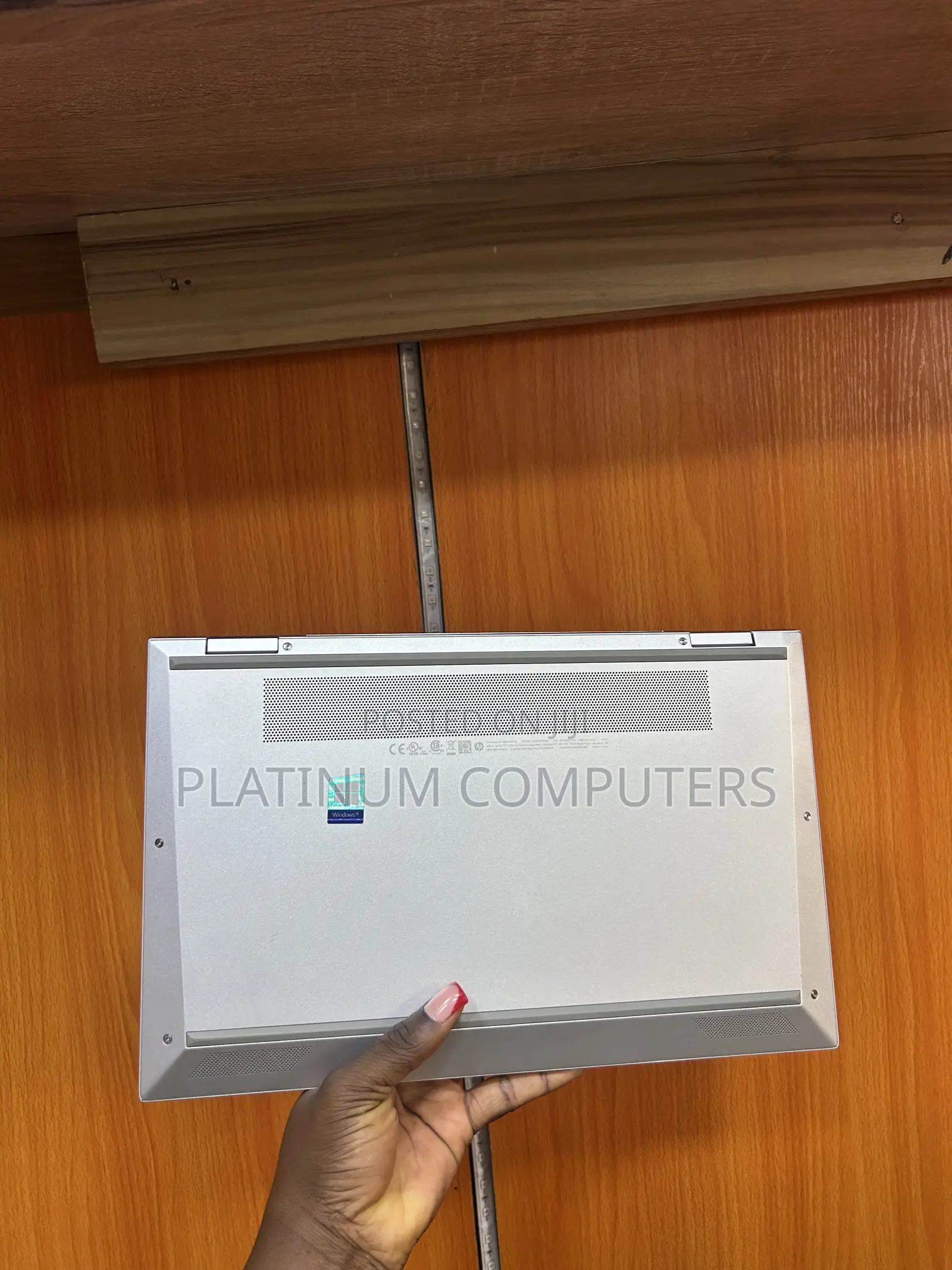 Laptop HP EliteBook x360 1040 G7 16GB Intel Core i7 SSD 512GB