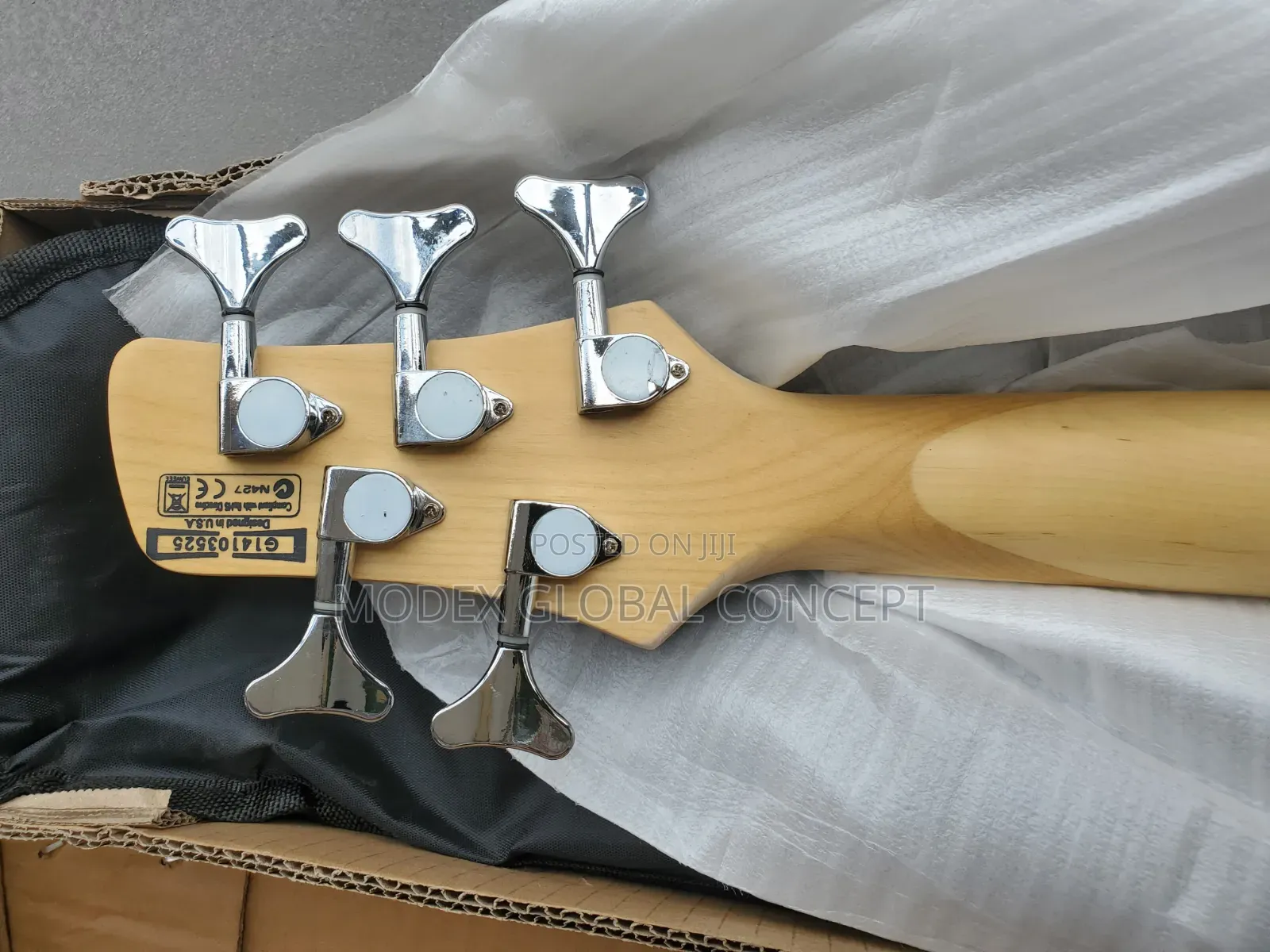 Ibanez 5 Strings Active Bass Guitar