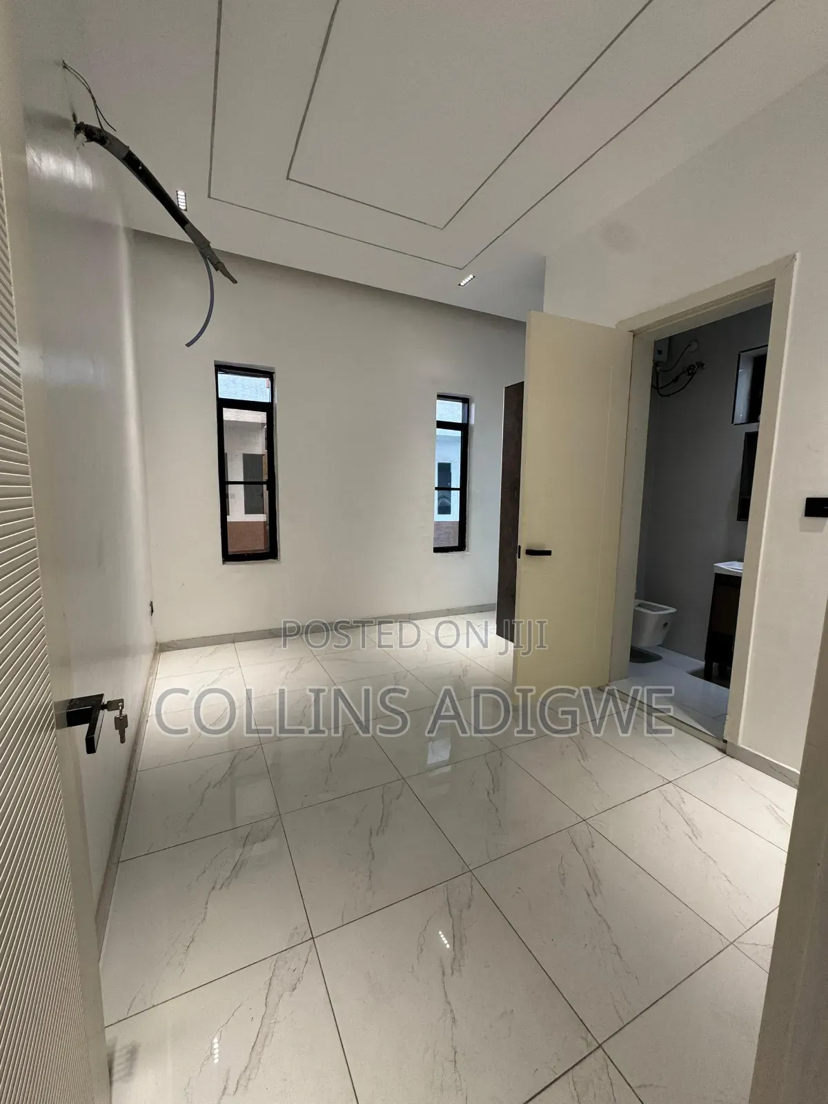 5bdrm Duplex in Osapa London for sale