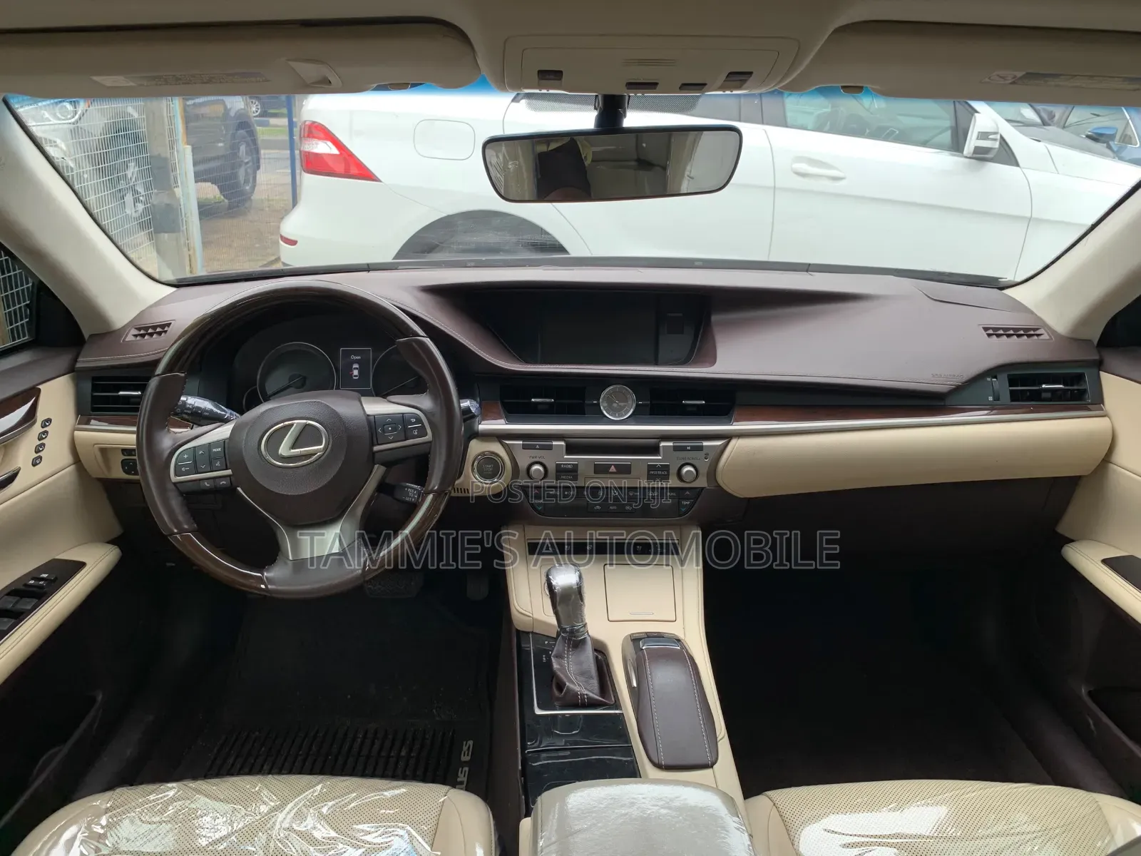 Lexus ES 350 FWD 2017 Brown