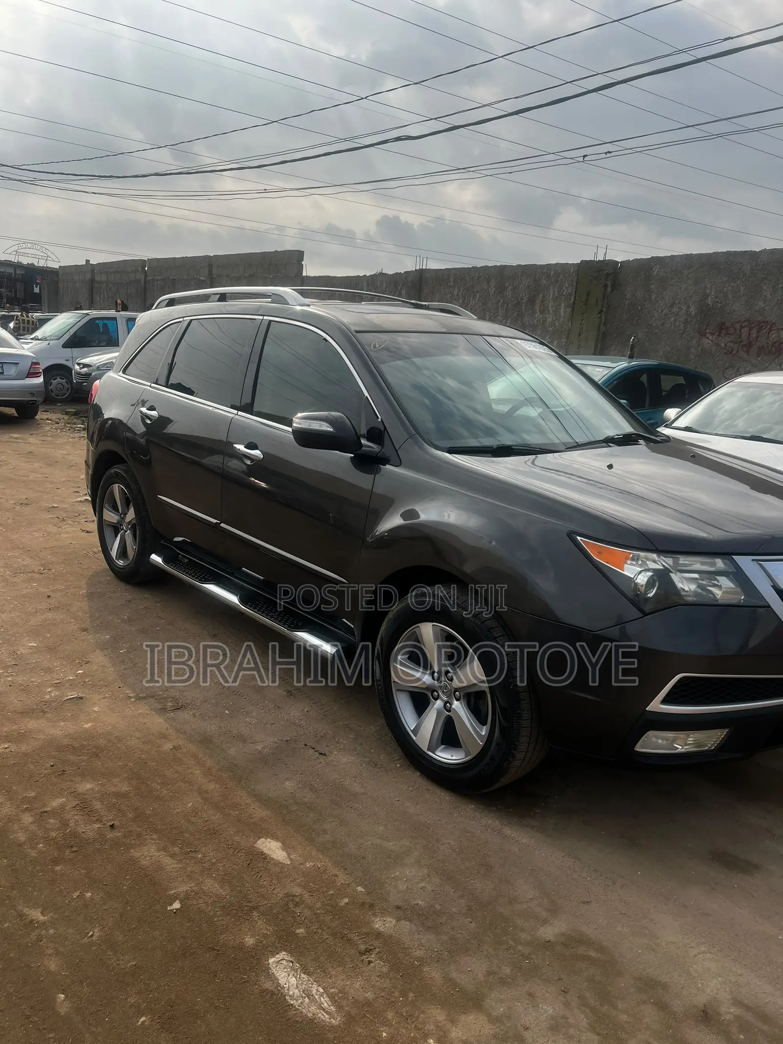 Acura MDX Technology Package SUV AWD (3.7L 6cyl 6A) 2011 Gray