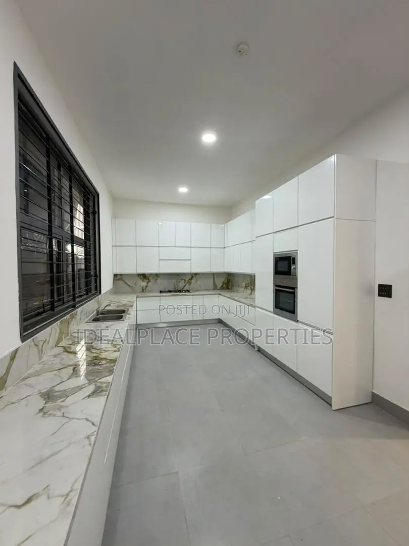 5bdrm Duplex in Ikoyi for sale