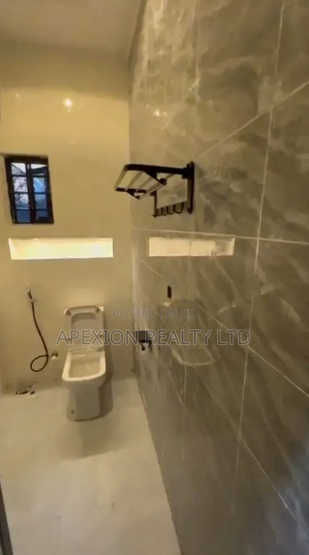 1bdrm Apartment in Woji Estate for rent