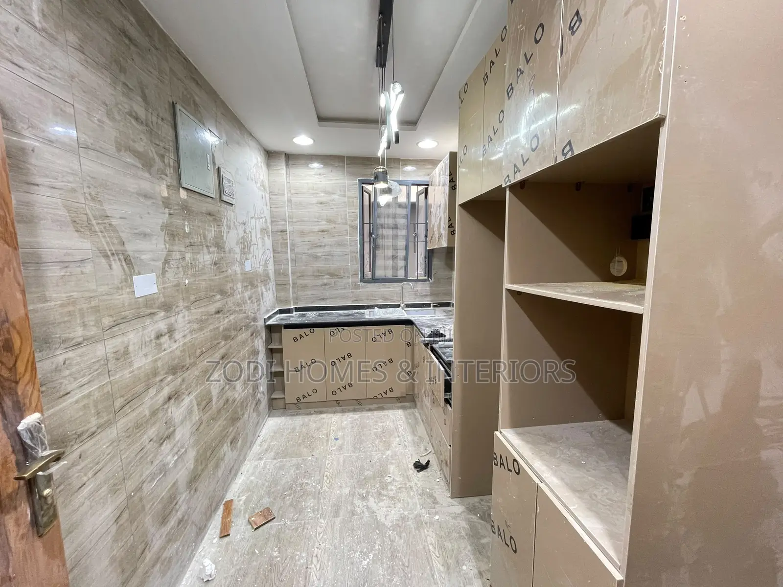 2bdrm Apartment in Lekki Phase 1 for rent