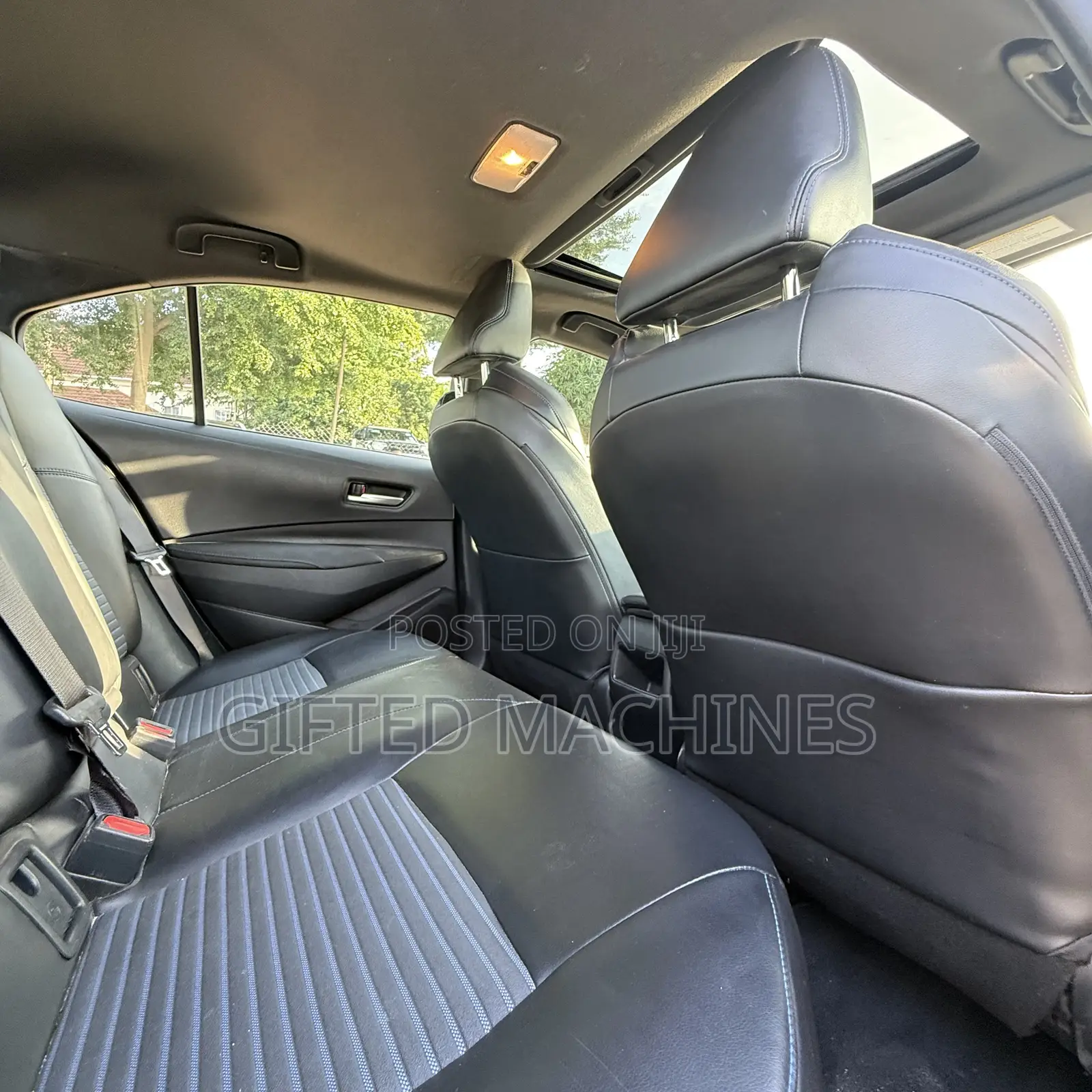 Toyota Corolla XSE 2021 Gray