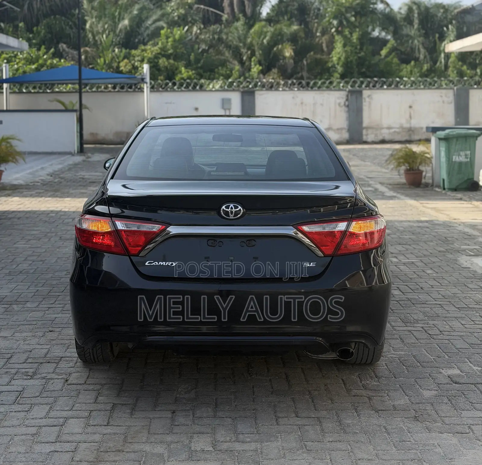 Toyota Camry SE 4dr Sedan (2.5L 4cyl 6A) 2015 Black