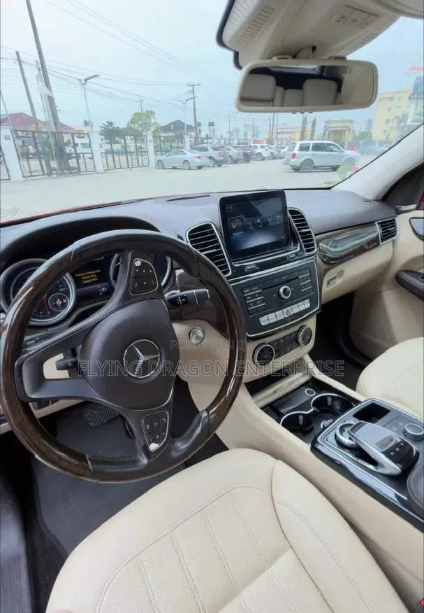 Mercedes-Benz GLE-Class 2016 Burgundy