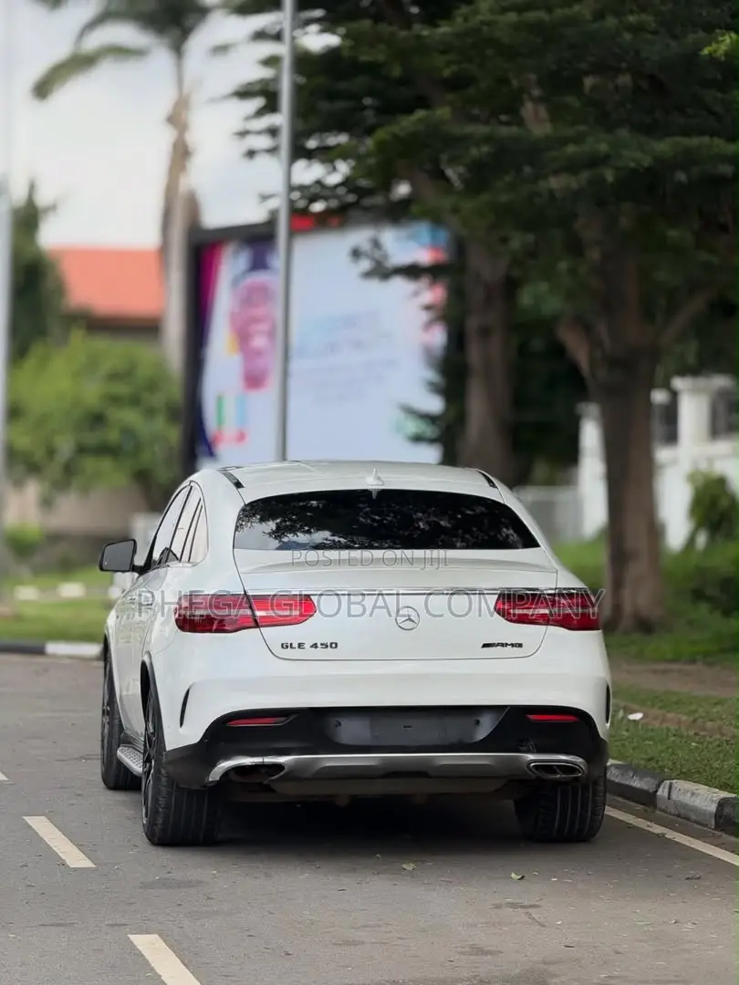 Mercedes-Benz GLE-Class 2016 White